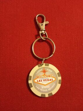Las Vegas Lucky Poker Chip plastic keychain